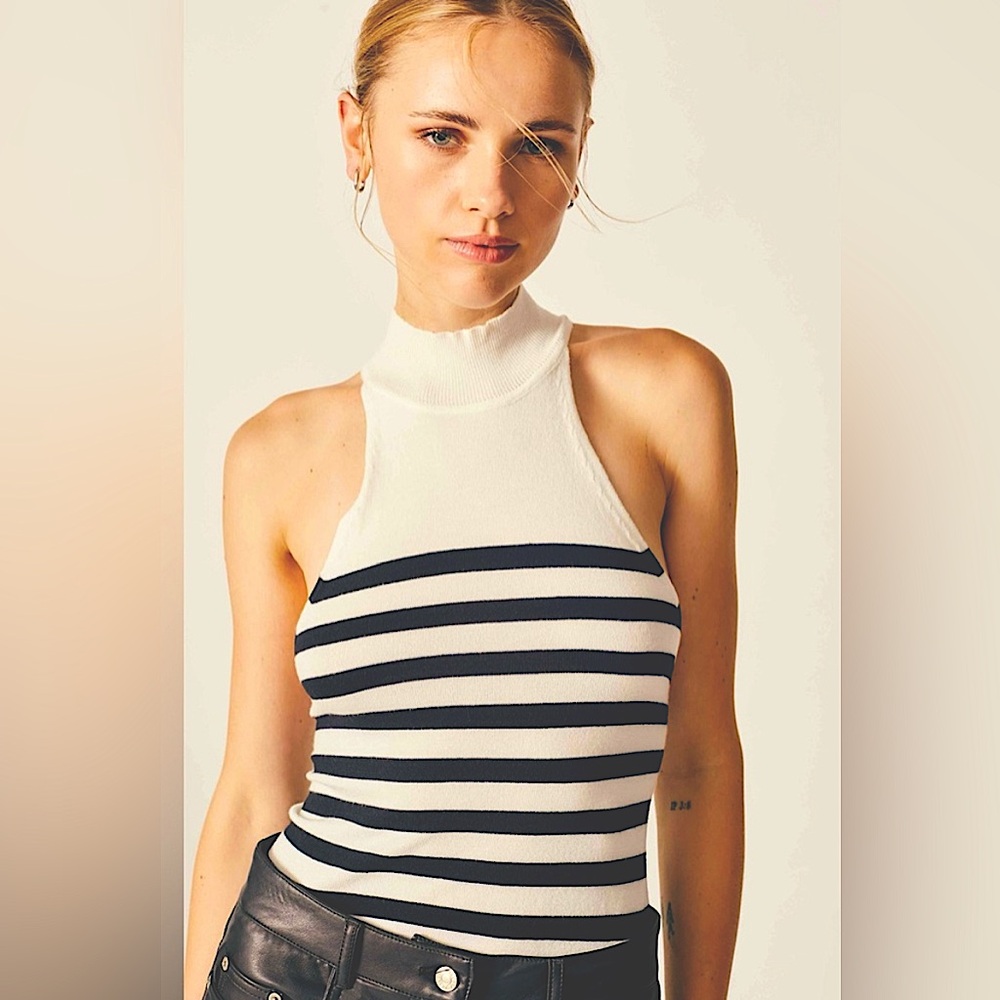 NWT Dèluc Striped Halter Neck Top
